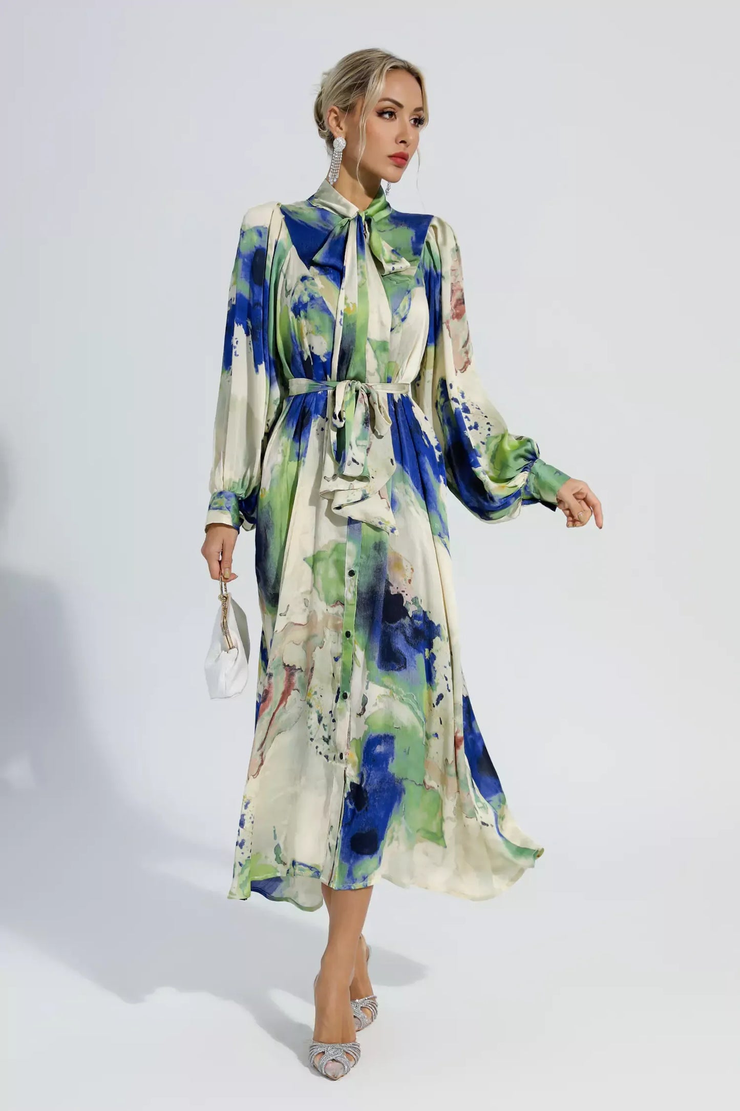 Anne Çiçekli Batik Uzun Kollu Maxi Elbise