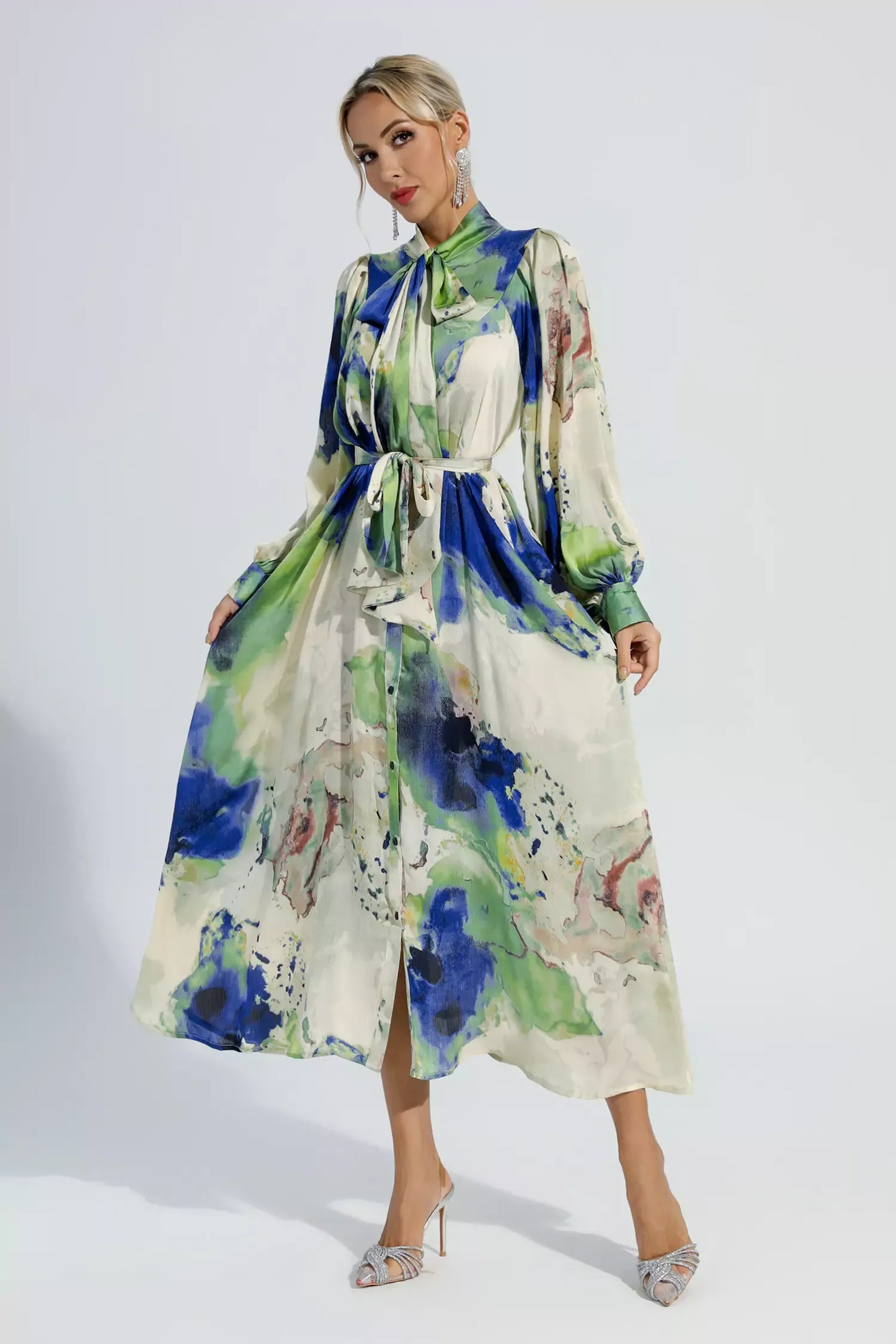 Anne Çiçekli Batik Uzun Kollu Maxi Elbise