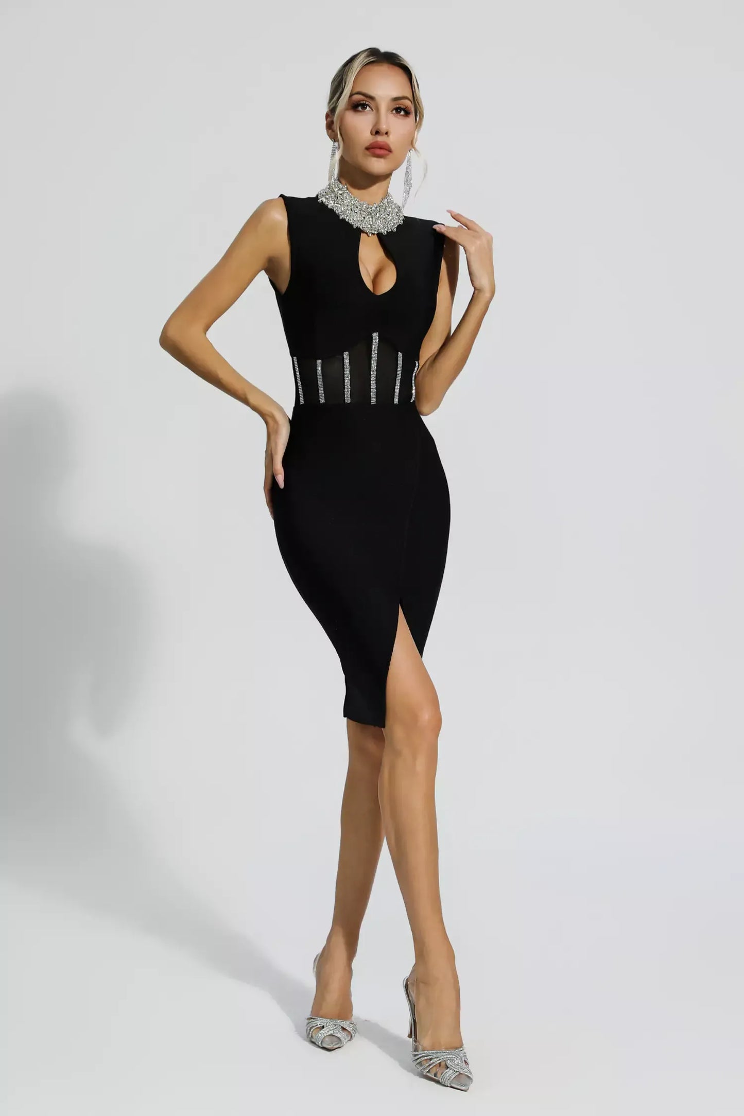Marleigh Black Diamond İşlemeli Bandaj Midi Elbise