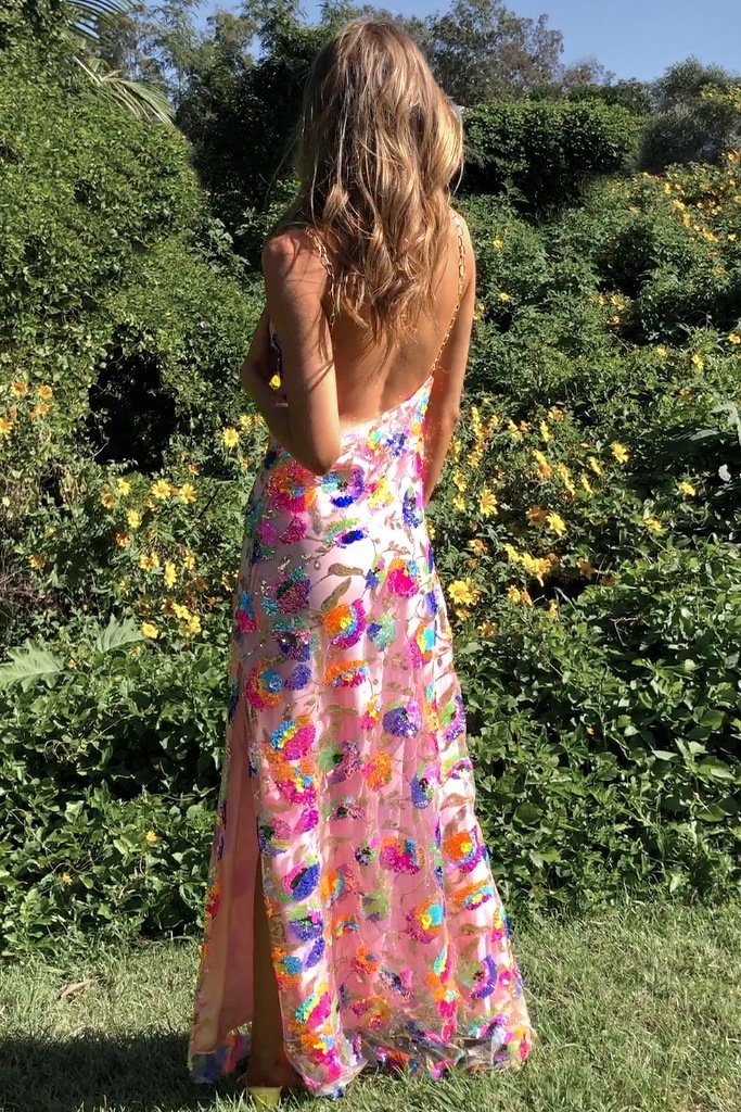 Fanny İşlemeli Payetler Sırtı Açık Maxi Elbise