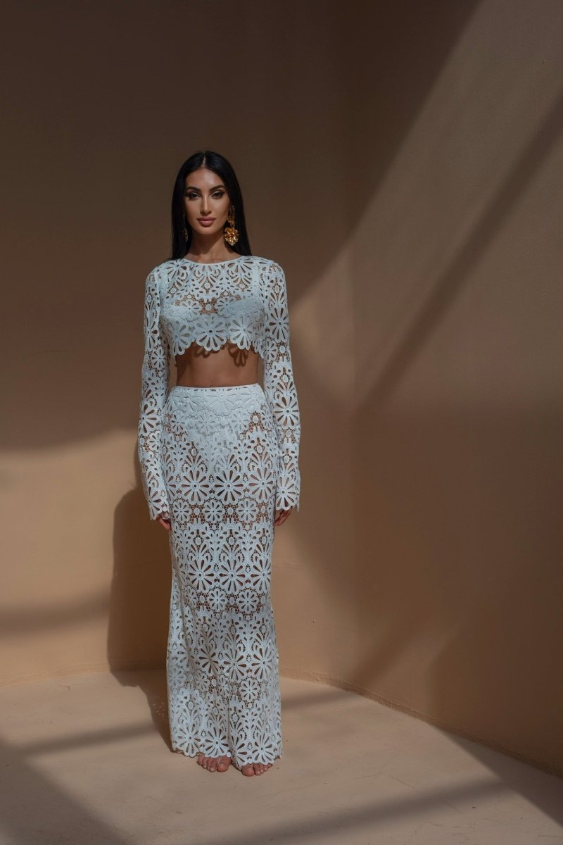 Lena Çiçekli Oymalı Set