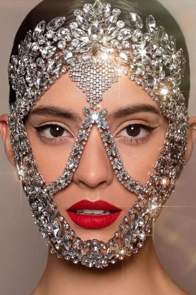 Hilda Elmas Maske
