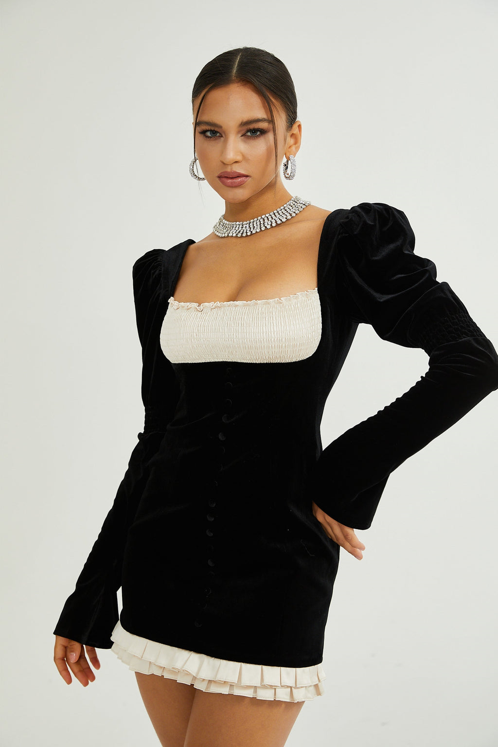 Frederica Kare Yaka Kadife Mini Elbise