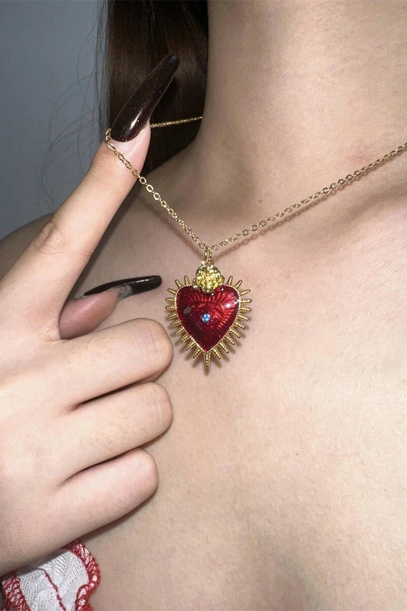 Nazar Kalp Şeklinde Kolye