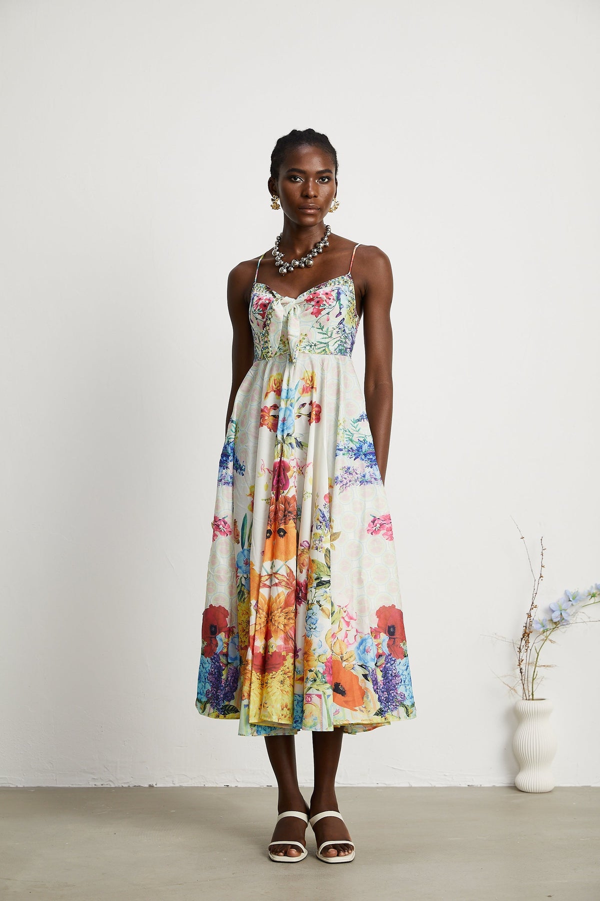 Sylvie desenli midi elbise