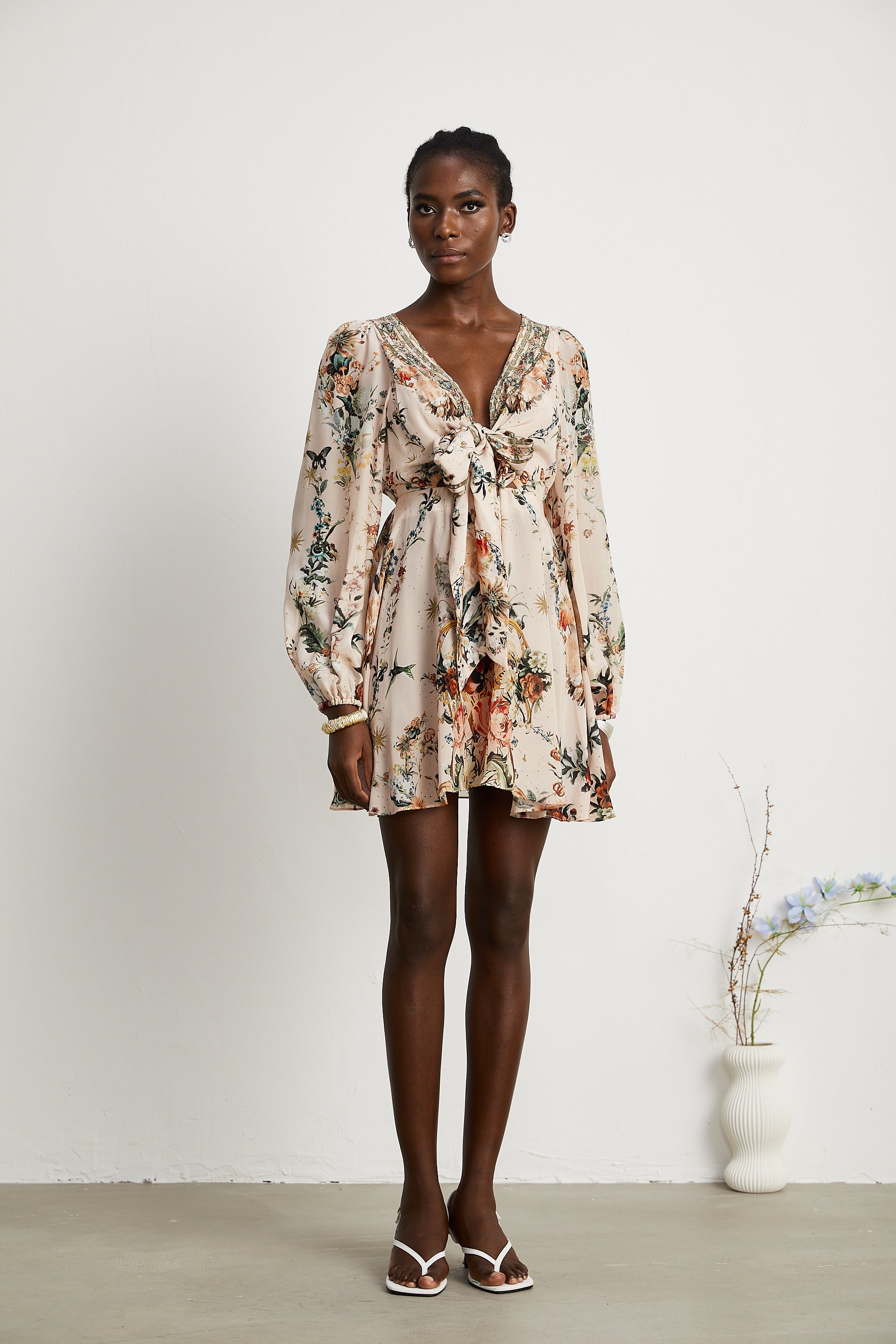 Emilia kravat mini elbise