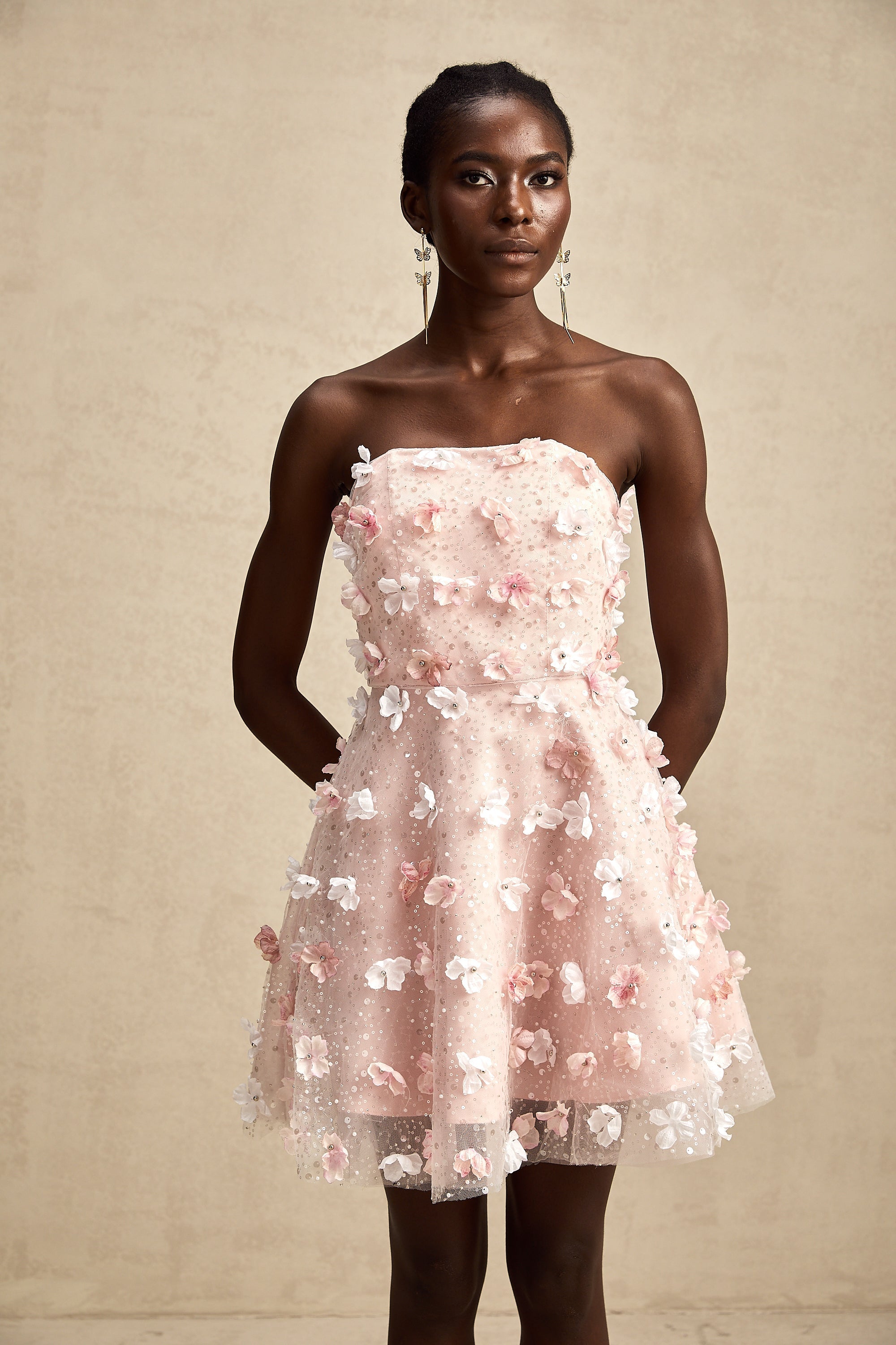 Lilou 3 Boyutlu Petal Kabarık Mini Elbise