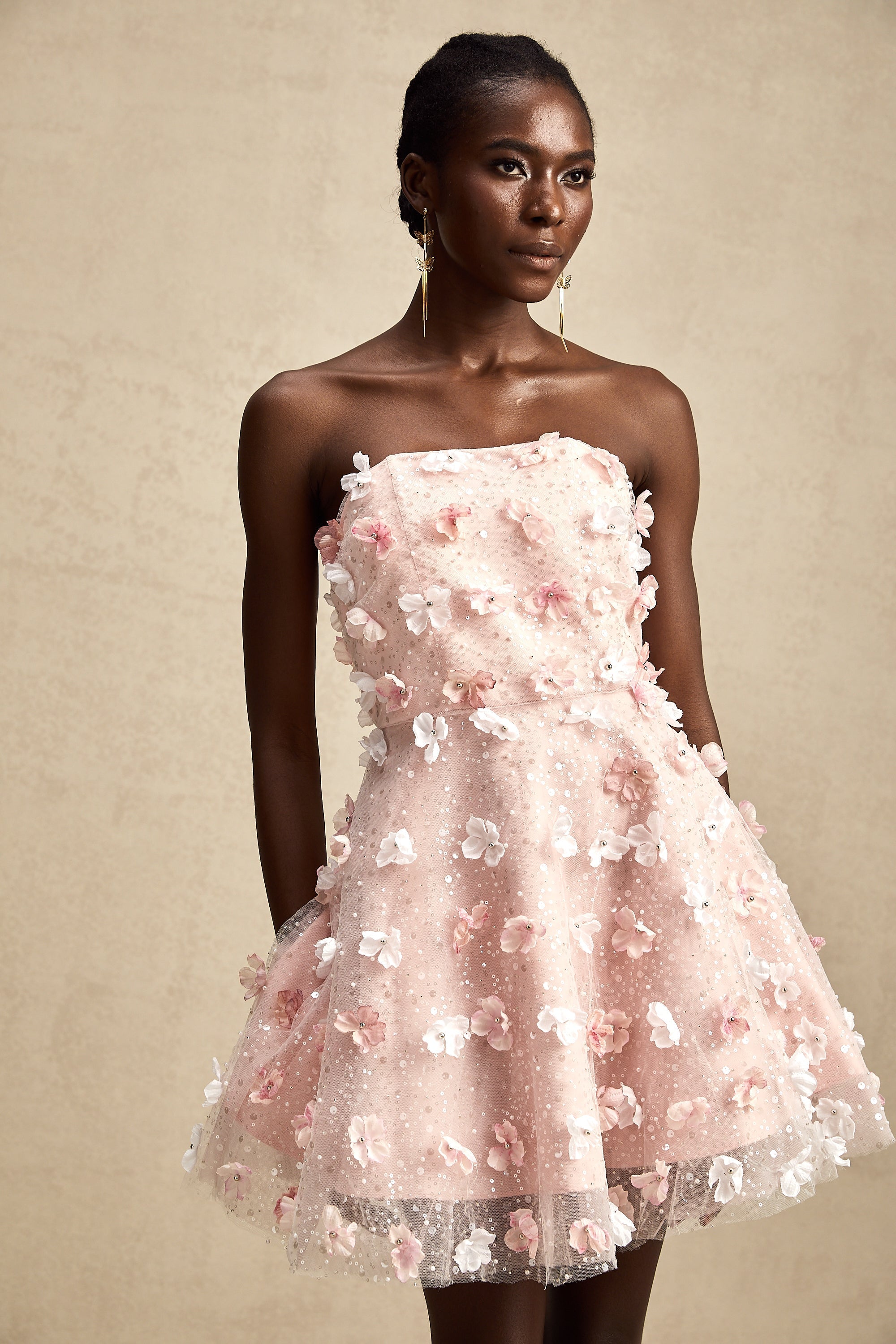 Lilou 3 Boyutlu Petal Kabarık Mini Elbise