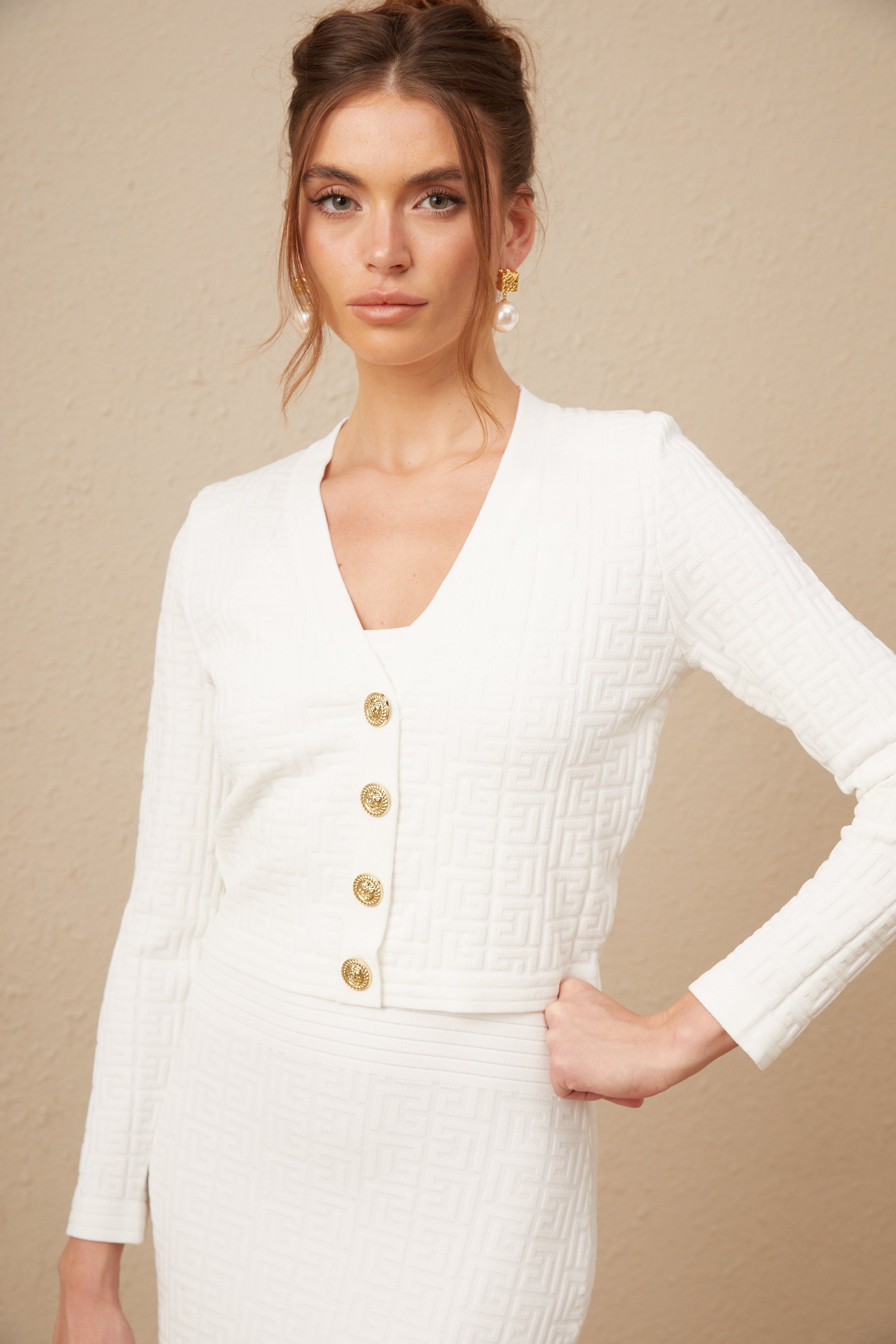 Margot Beyaz Monogramlı Örgü Hırka