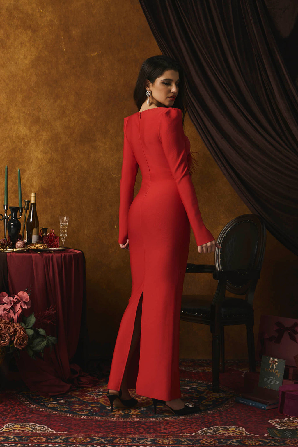 Madeline Çiçek Aplike Kesim Maxi Elbise