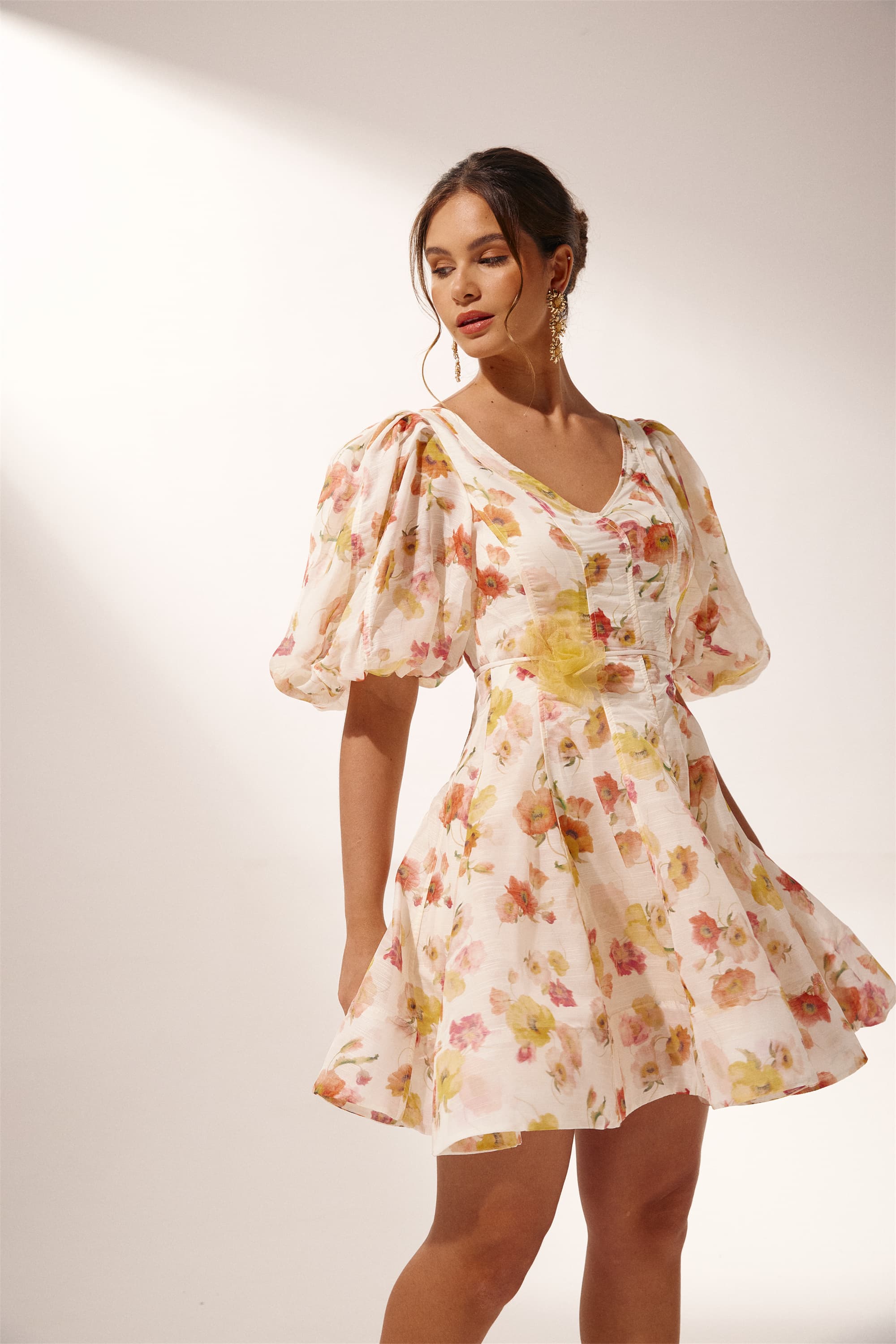 Veromca V Yaka Puf Kollu Mini Elbise