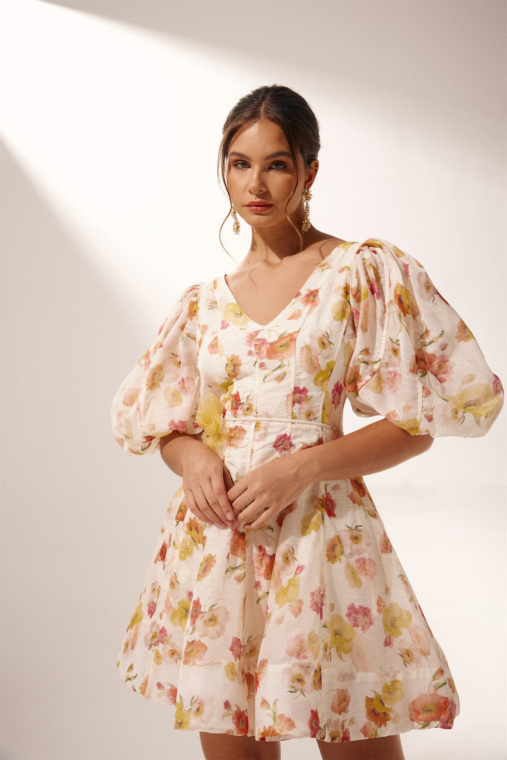 Veromca V Yaka Puf Kollu Mini Elbise