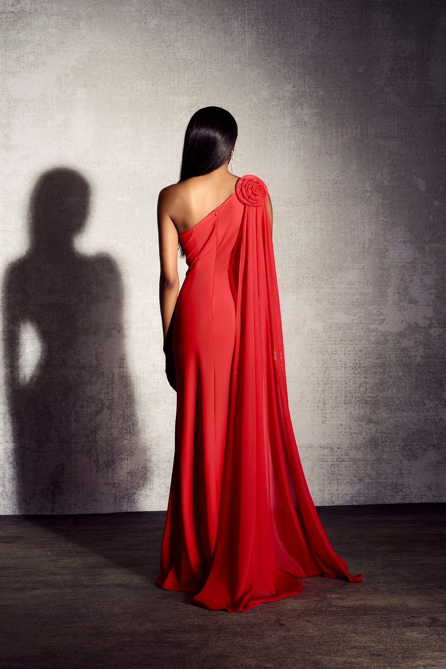 Norma Çiçek Aplikeli Tek Omuz Uzun Elbise