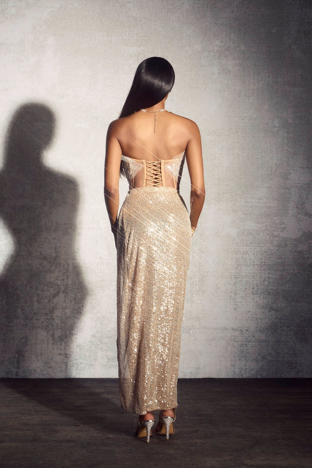 Odelia Payet Nakışlı Straplez Uzun Elbise