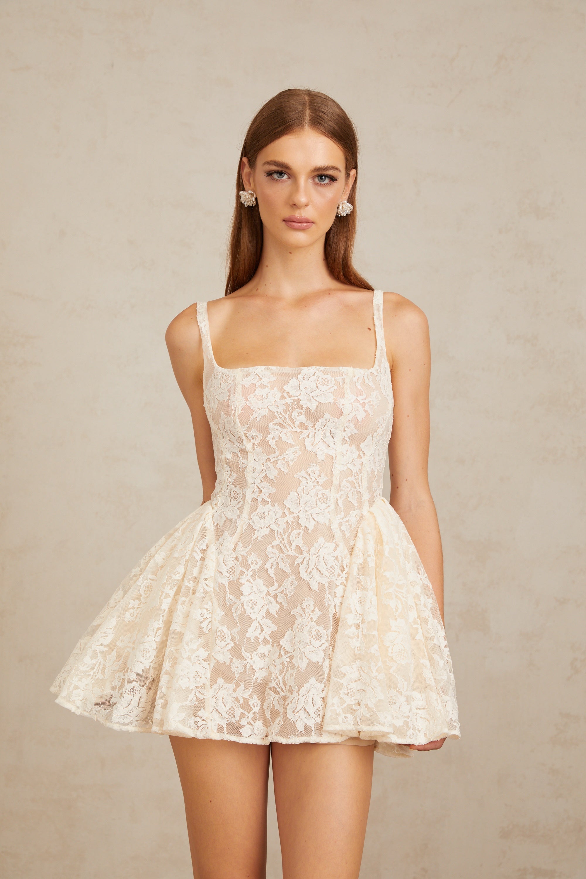 Euphemia Krem Beyaz Çiçekli Dantel Mini Elbise