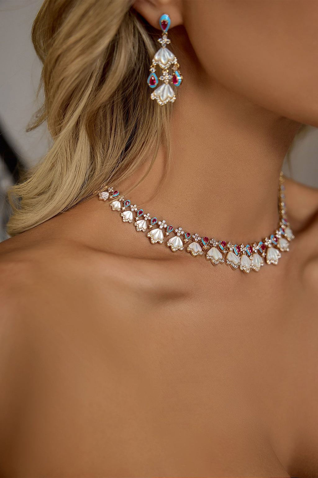 Amaris Mavi Cilalı Küpe