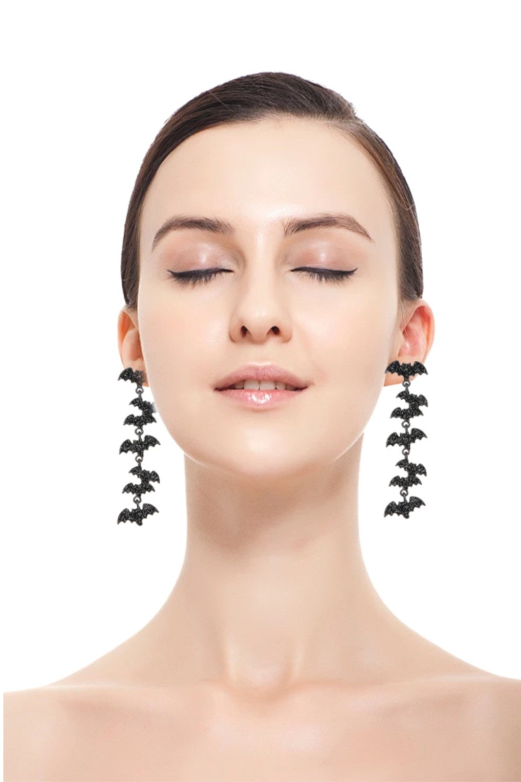 Yarasa Püskül Sallantılı Damla Küpe