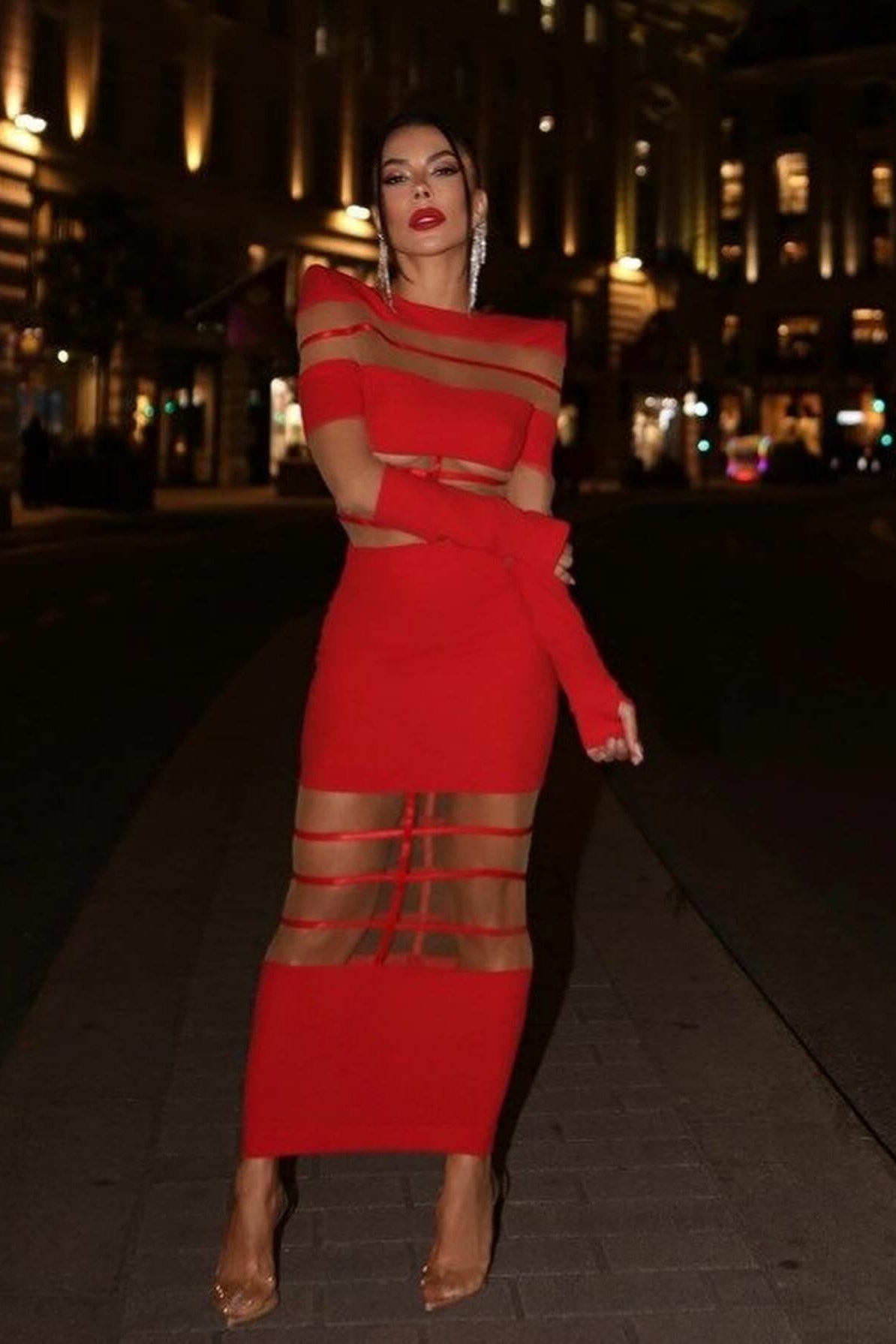 Kelly Uzun Kollu Transparan Ekose Midi Elbise