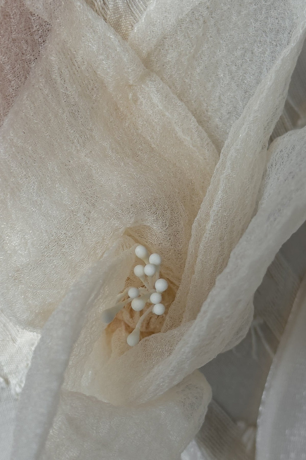 Julia Çiçek Aplikeli Kolsuz Midi Elbise