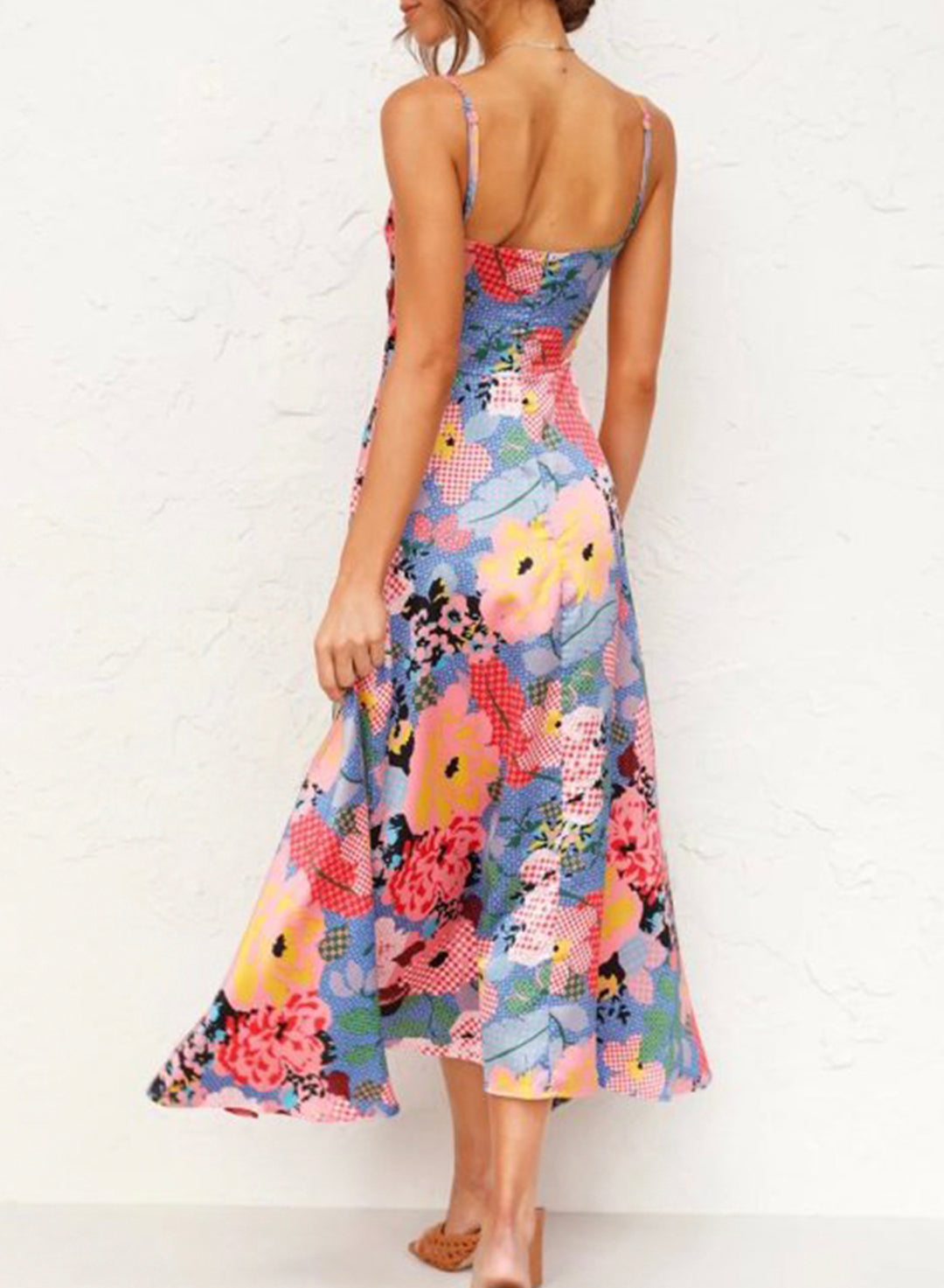 Saten Çiçekli Bölmeli Göğüs Düğmeli Midi Elbise