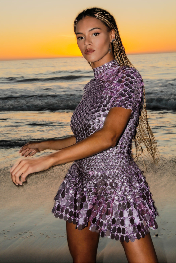 Kaia Yüksek Yaka Payet Mini Elbise