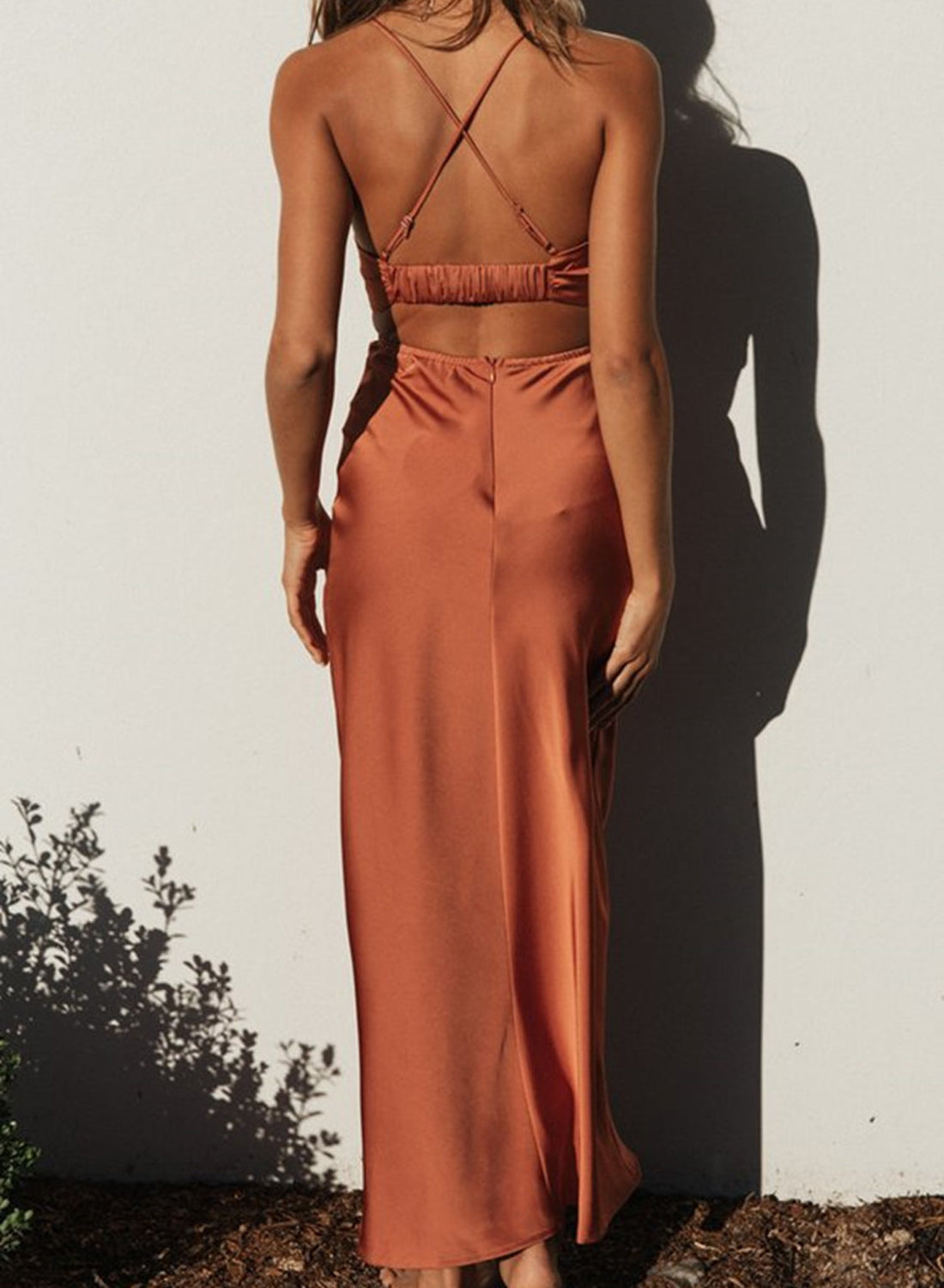 Saten Sırtı Açık Slip Midi Elbise