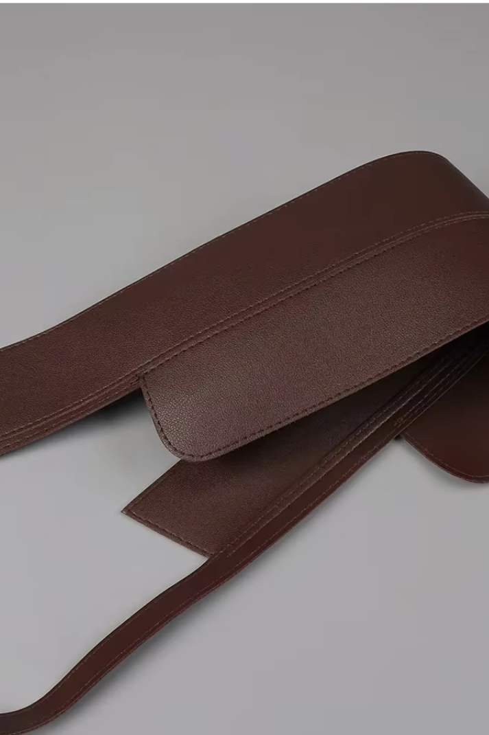 Ruby Deri Kemerli Vatkalı Uzun Elbise