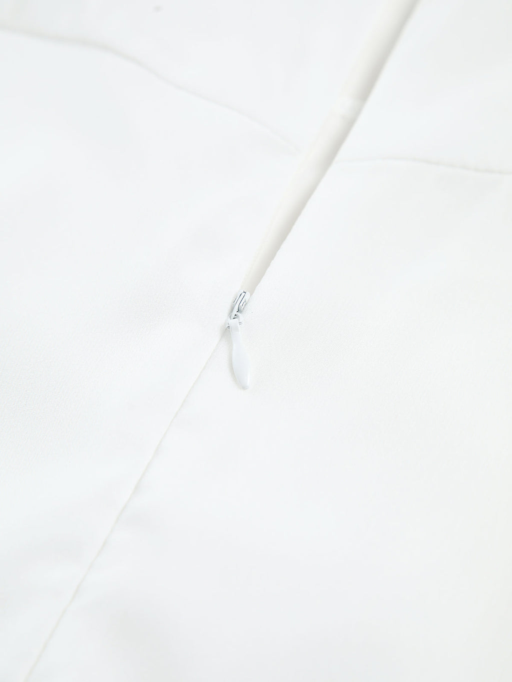 Yarı Şeffaf Askılı Uzun Elbise