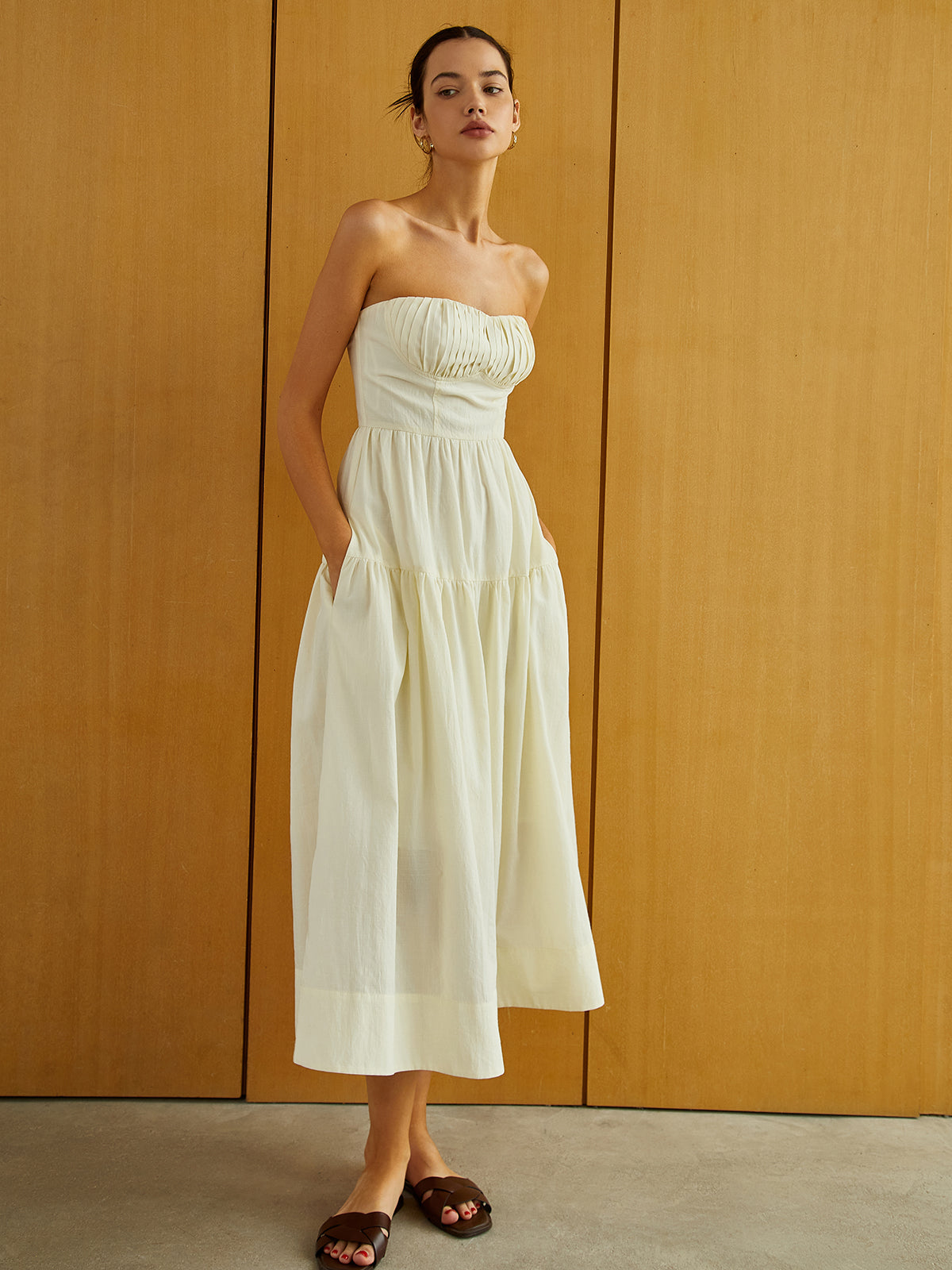 Krem Fermuarlı Pileli Midi Elbise