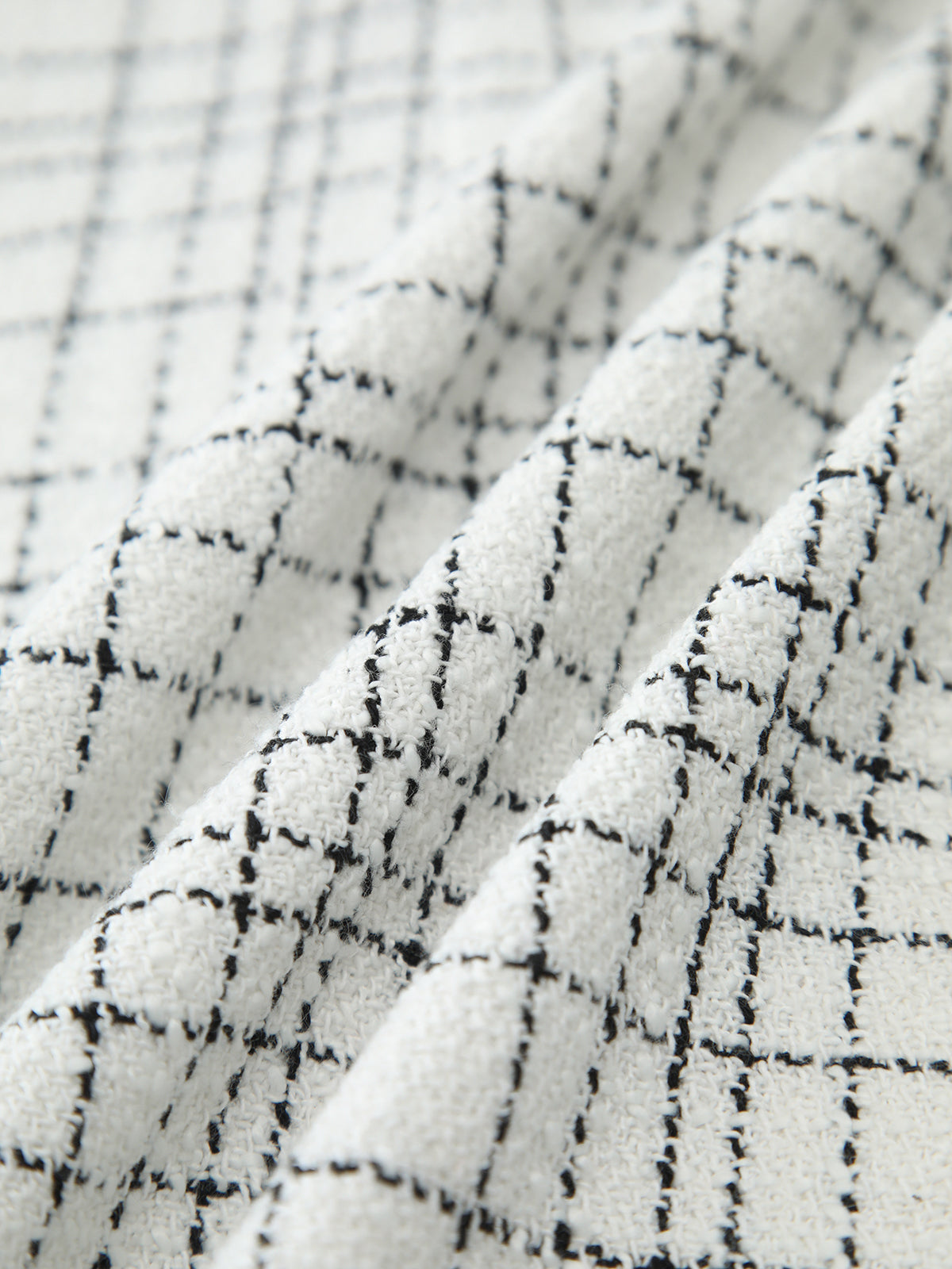 Ekose Desenli İnci Düğmeli Kolsuz Kısa Elbise