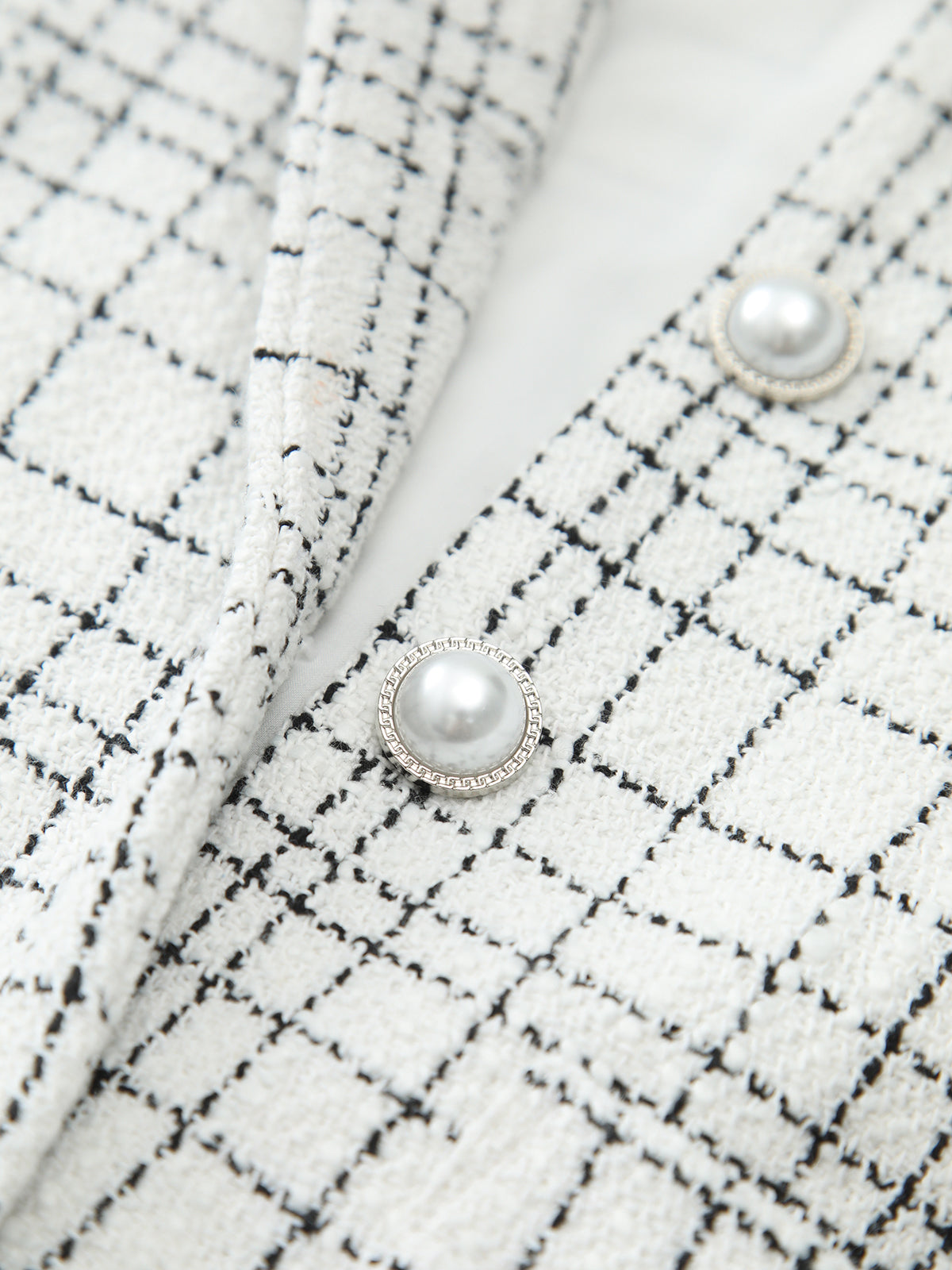 Ekose Desenli İnci Düğmeli Kolsuz Kısa Elbise