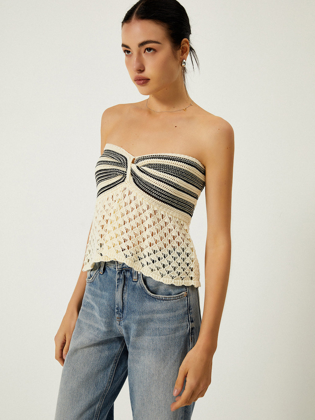 Omuz Açık Tığ Örgü Üst