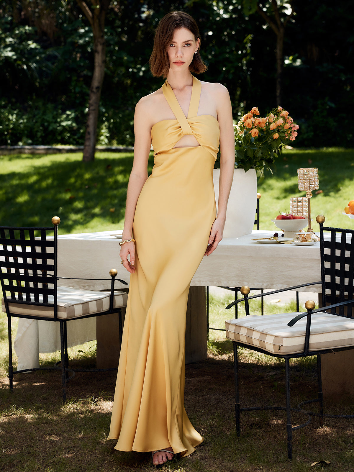 Halter Sırtı Açık Saten Uzun Elbise