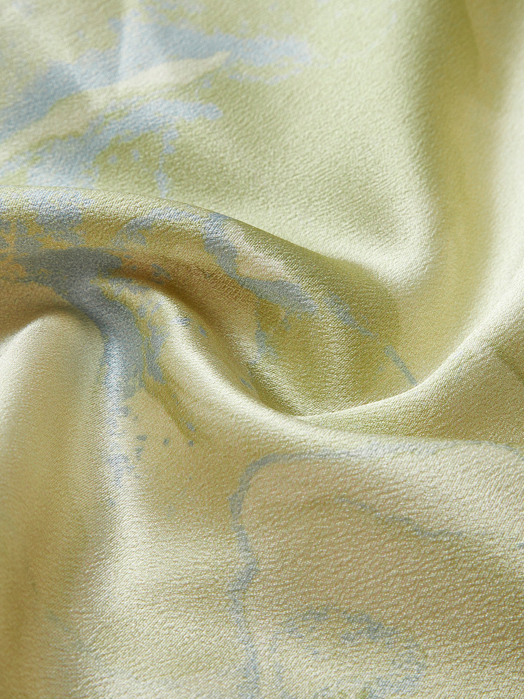 Baskılı Ön Bağcıklı Uzun Kollu Elbise