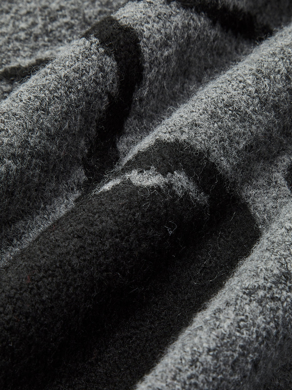 Pamuk Karışımlı Kiraz Baskılı Kazak