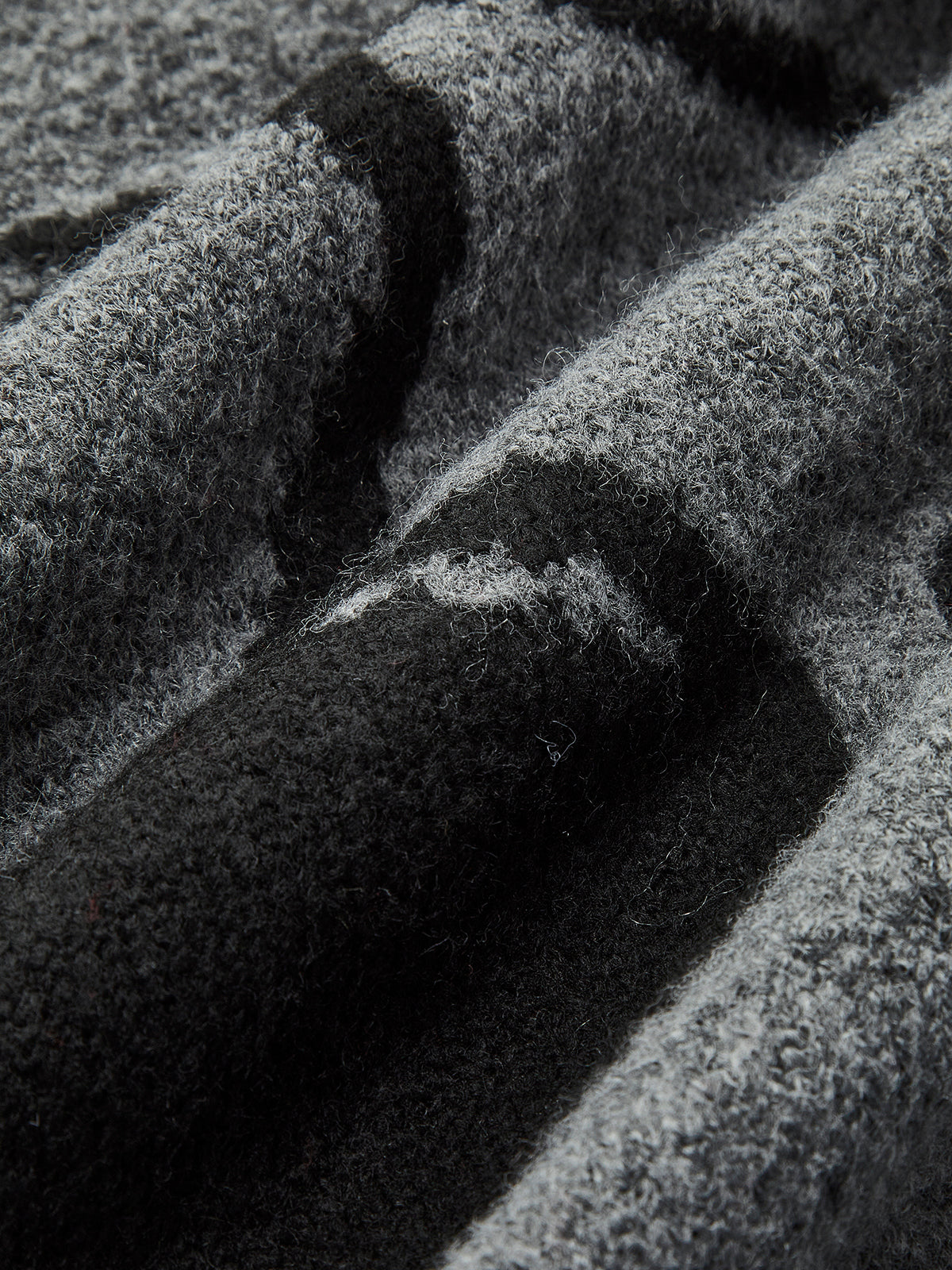 Pamuk Karışımlı Kiraz Baskılı Kazak