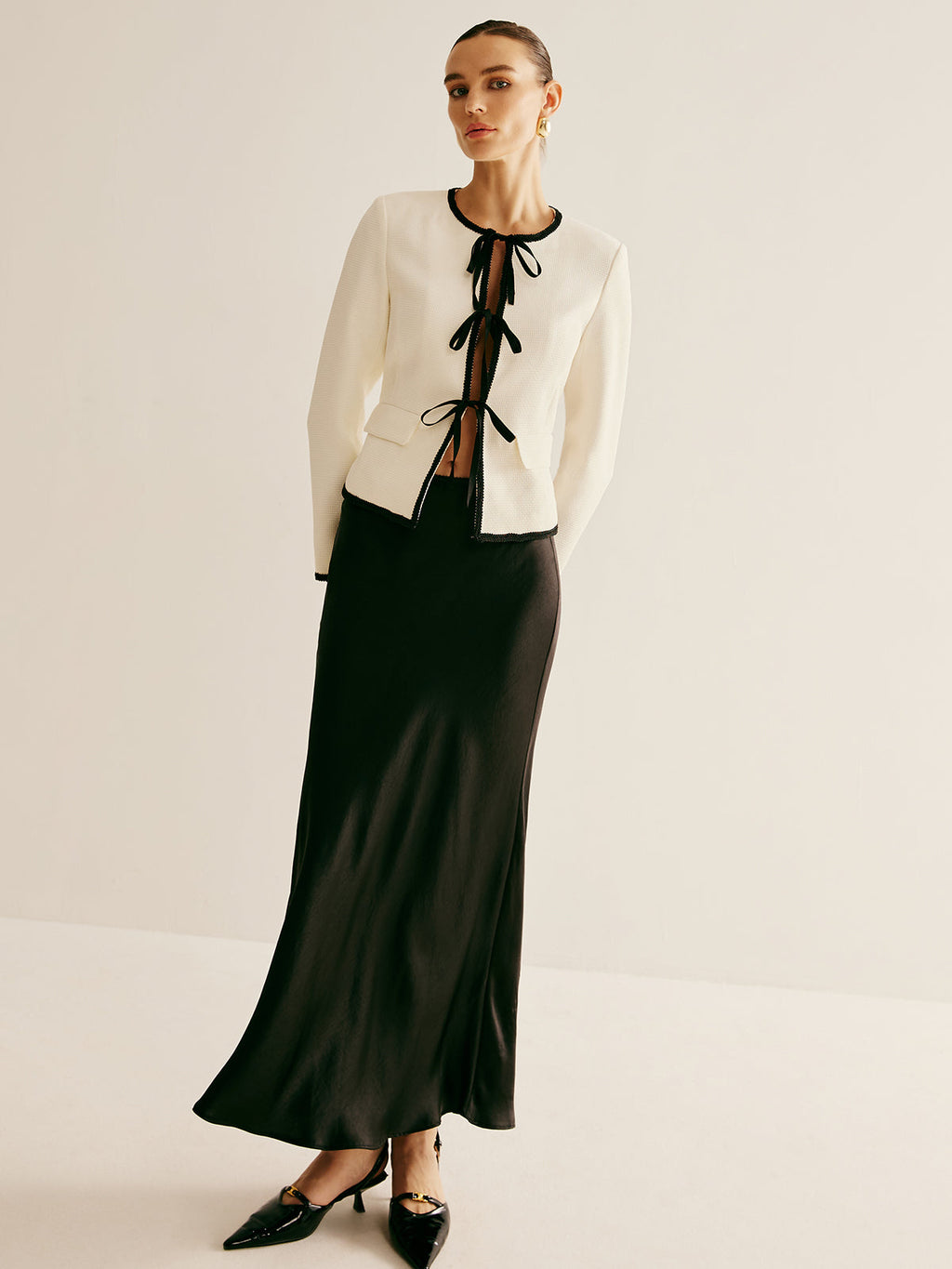 Kontrast Trim Ön Bağcıklı Ceket