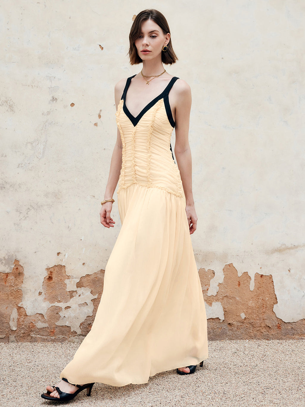 Kontrast Bağlamalı Pileli Uzun Elbise