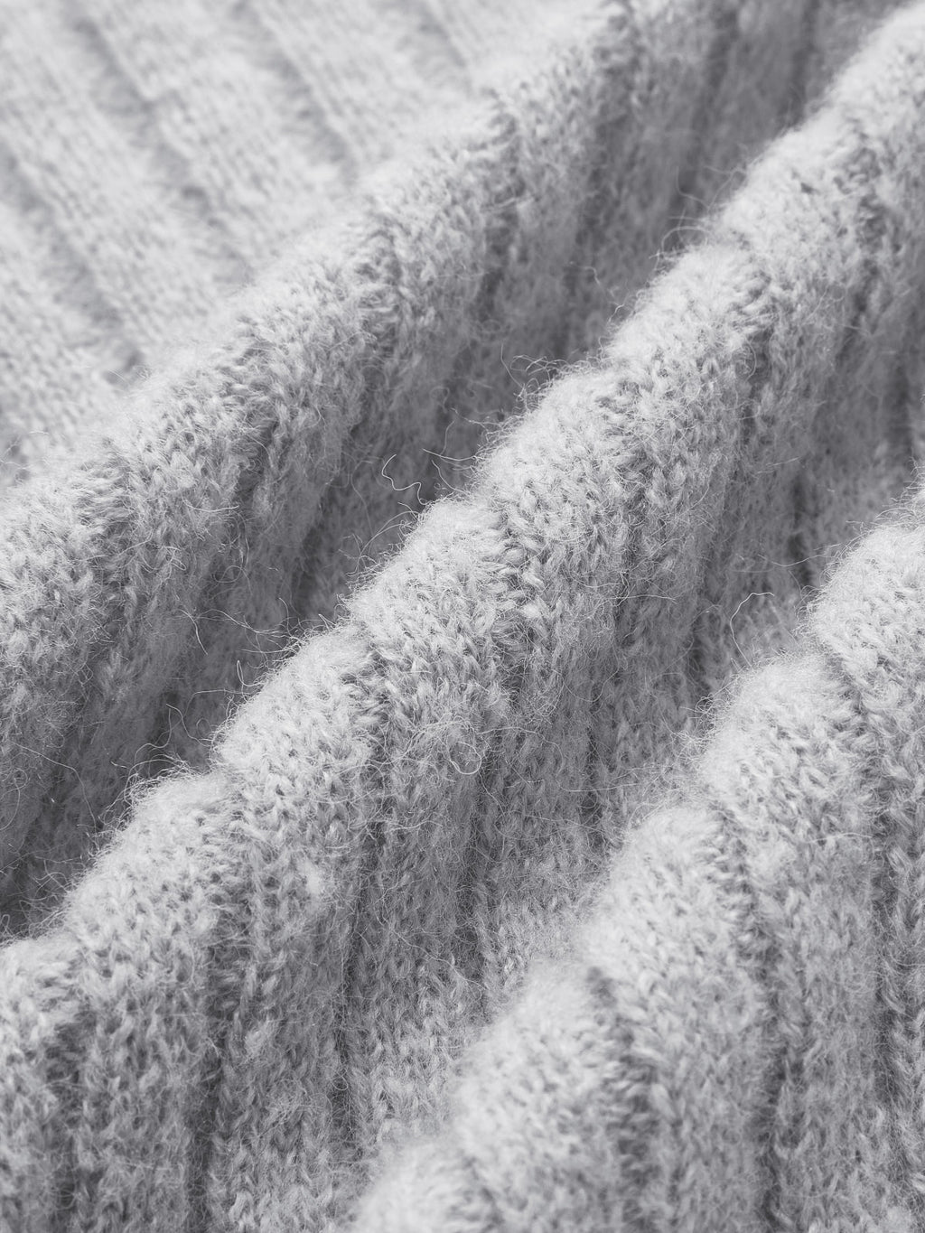 Kontrast İşlemeli Düğmeli Hırka