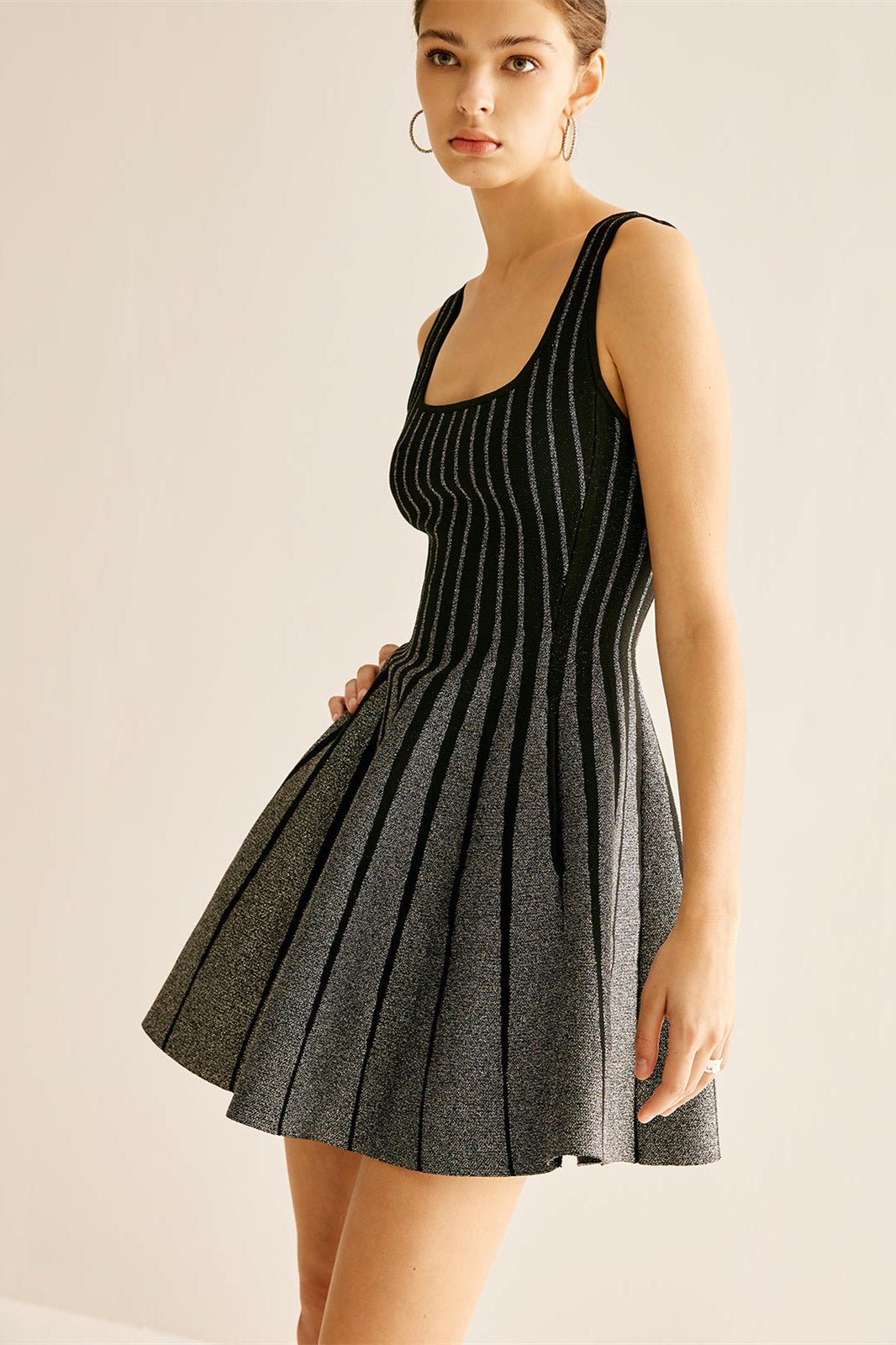 Arlene Kare Yaka Çizgili Mini Elbise