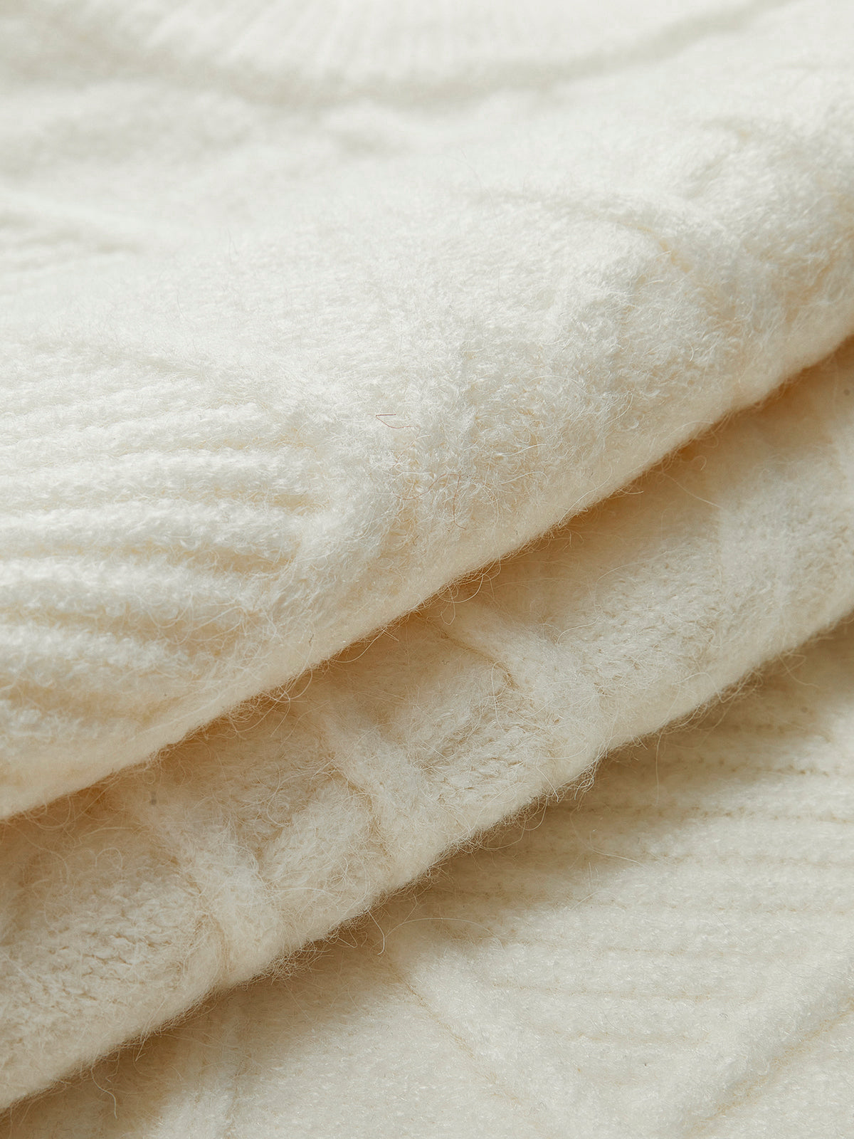 Yuvarlak Yaka Düz Kablo Kazak