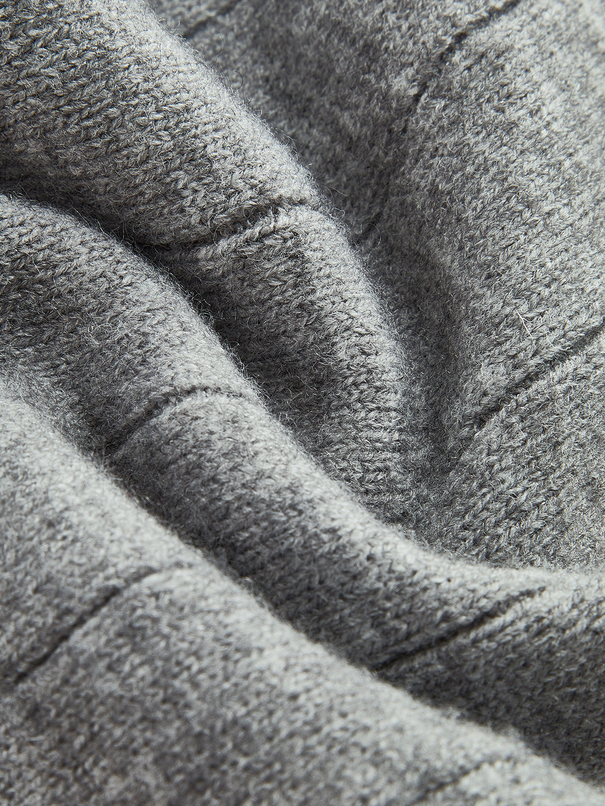 Yuvarlak Yaka Düğmeli Yumuşak Hırka