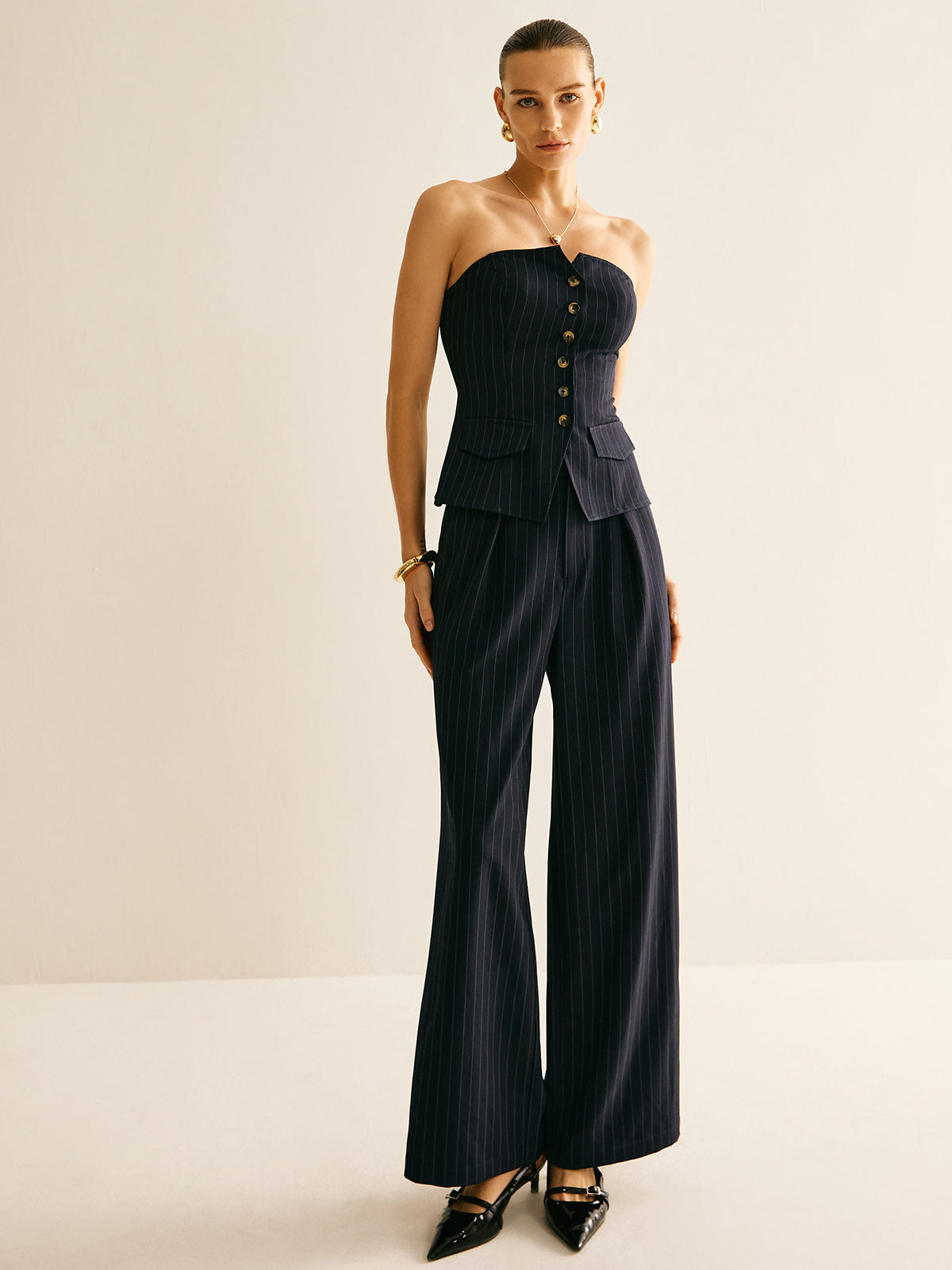 Straplez Sarılı Göğüslü İnce Yelek