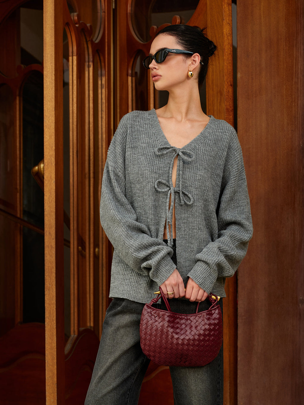 Yün Karışımlı V Yaka Önden Bağlamalı Hırka