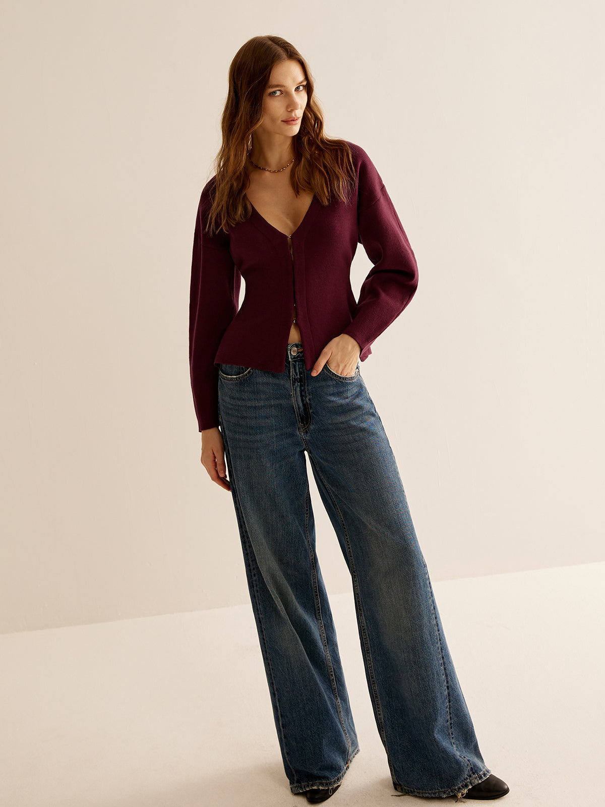 V Yaka Çok Yönlü Dar Kesim Hırka