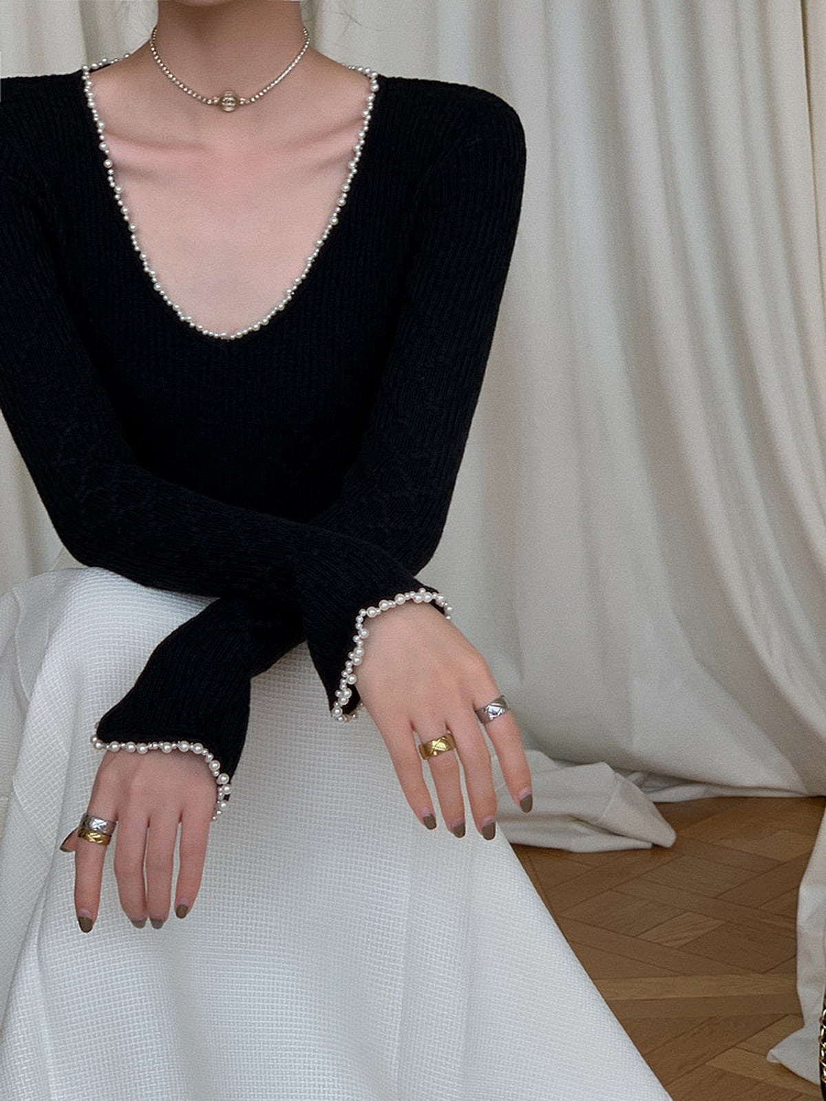 V Yaka İnci Detaylı Örgü Üst