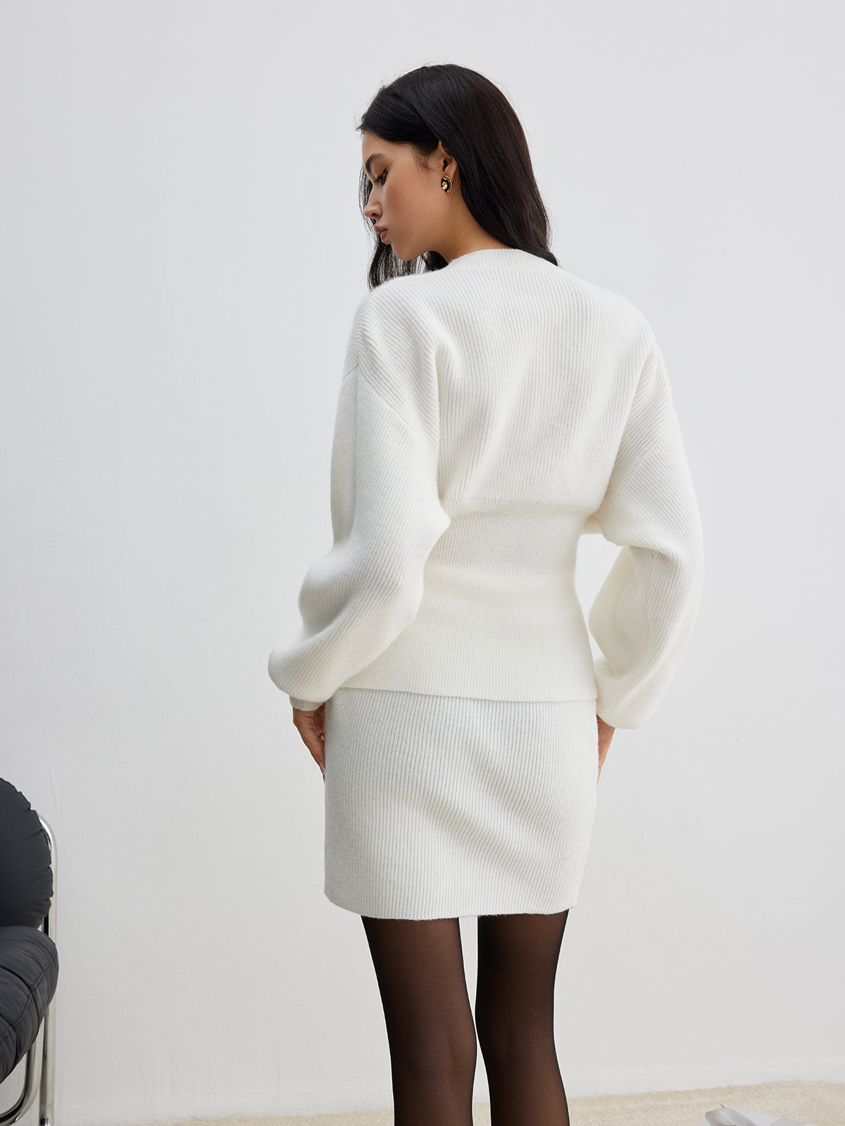 Şık Düğmeli Yırtmaçlı Büzgülü Hırka