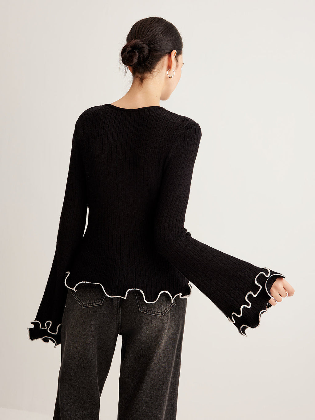 Kontrast Volanlı Kazak