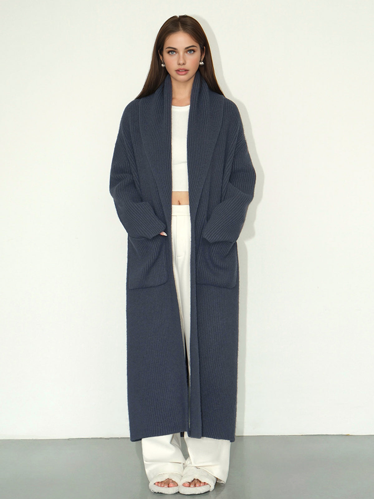 Düz Yivli Cepli Uzun Hırka