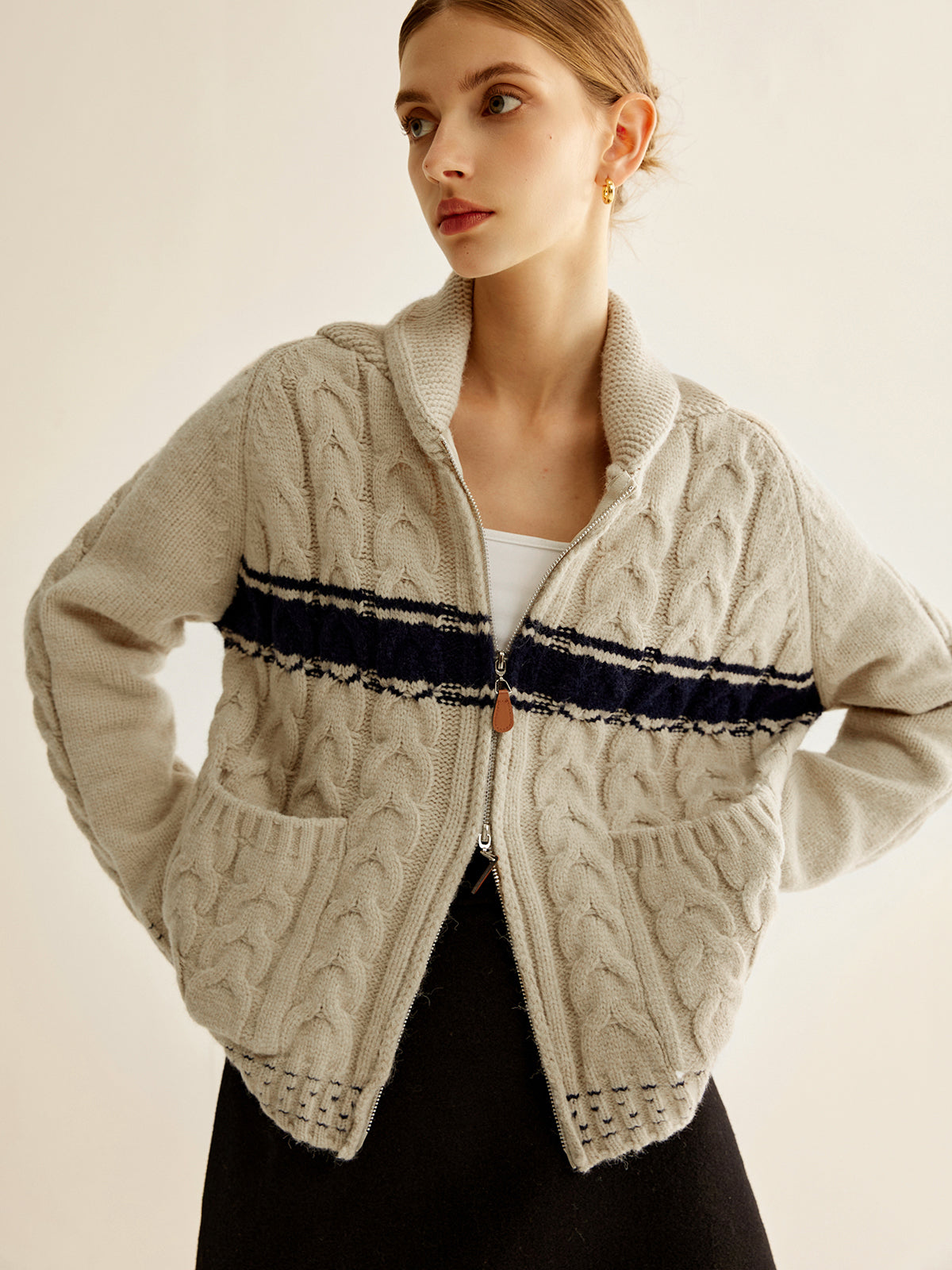 Renk Bloklu Büküm Fermuarlı Örme Dış Giyim